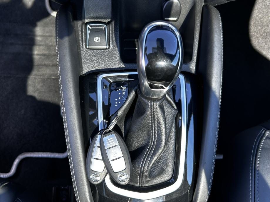 Nissan Qashqai 1,3 AUT., KAMERA, EL.POD.SJEDALA, PANORAMA, 2019 god. - 26