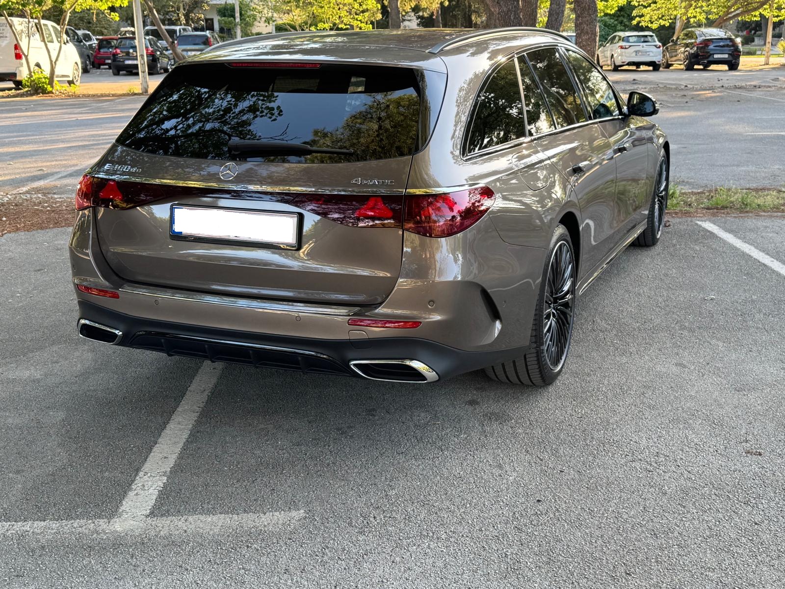 Mercedes-Benz E 300 de 4MATIC T-Model AMG Line Night Paket – 2024. godište, 21000 km - 5