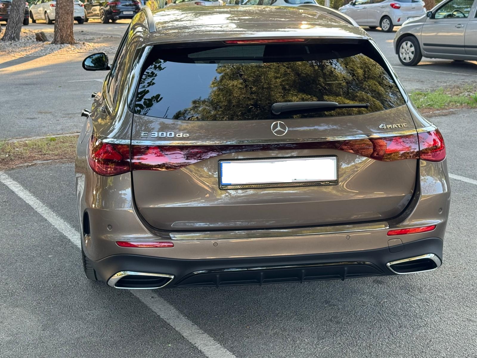 Mercedes-Benz E 300 de 4MATIC T-Model AMG Line Night Paket – 2024. godište, 21000 km - 6